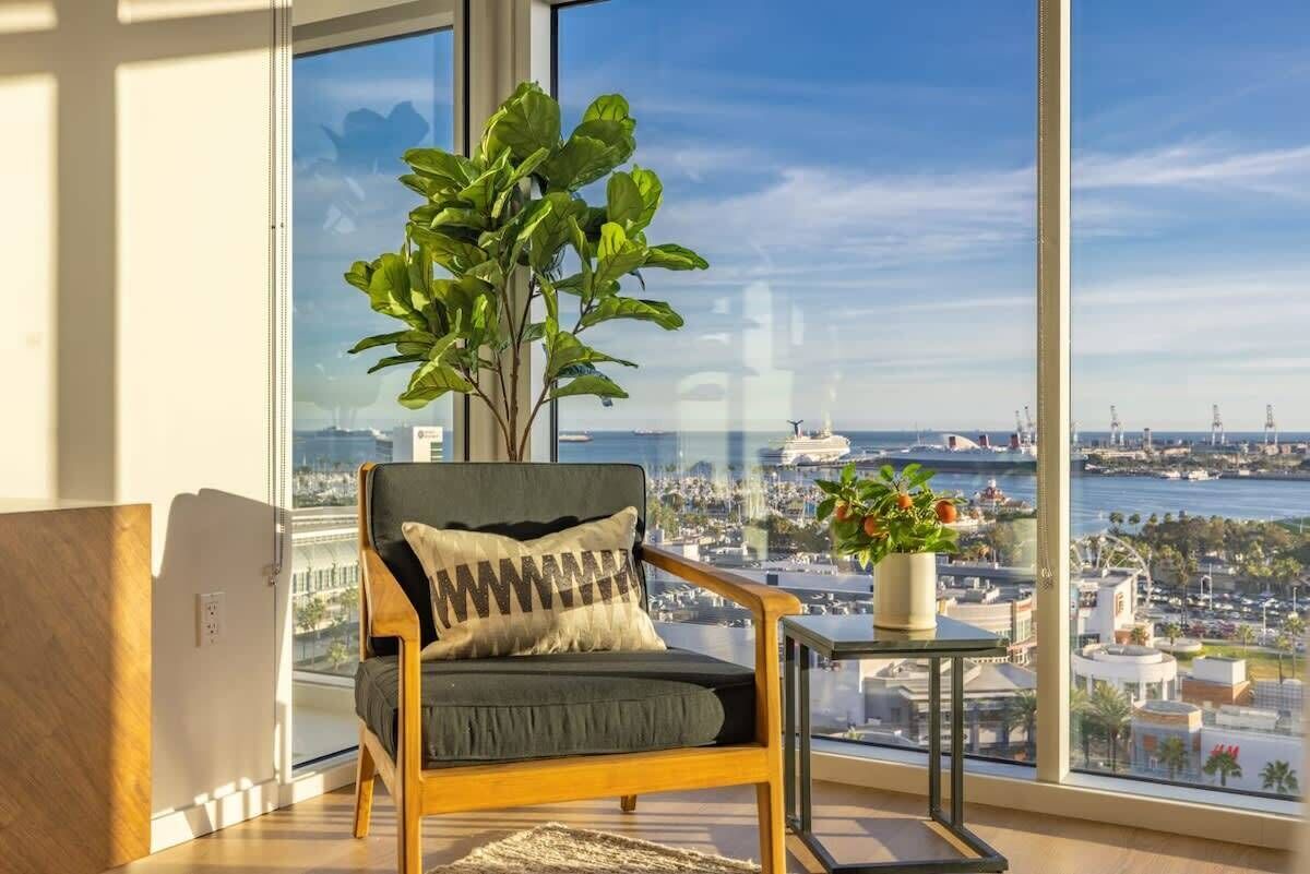 @ Marbella Lane - Penthouse w/City & Ocean Views 1
