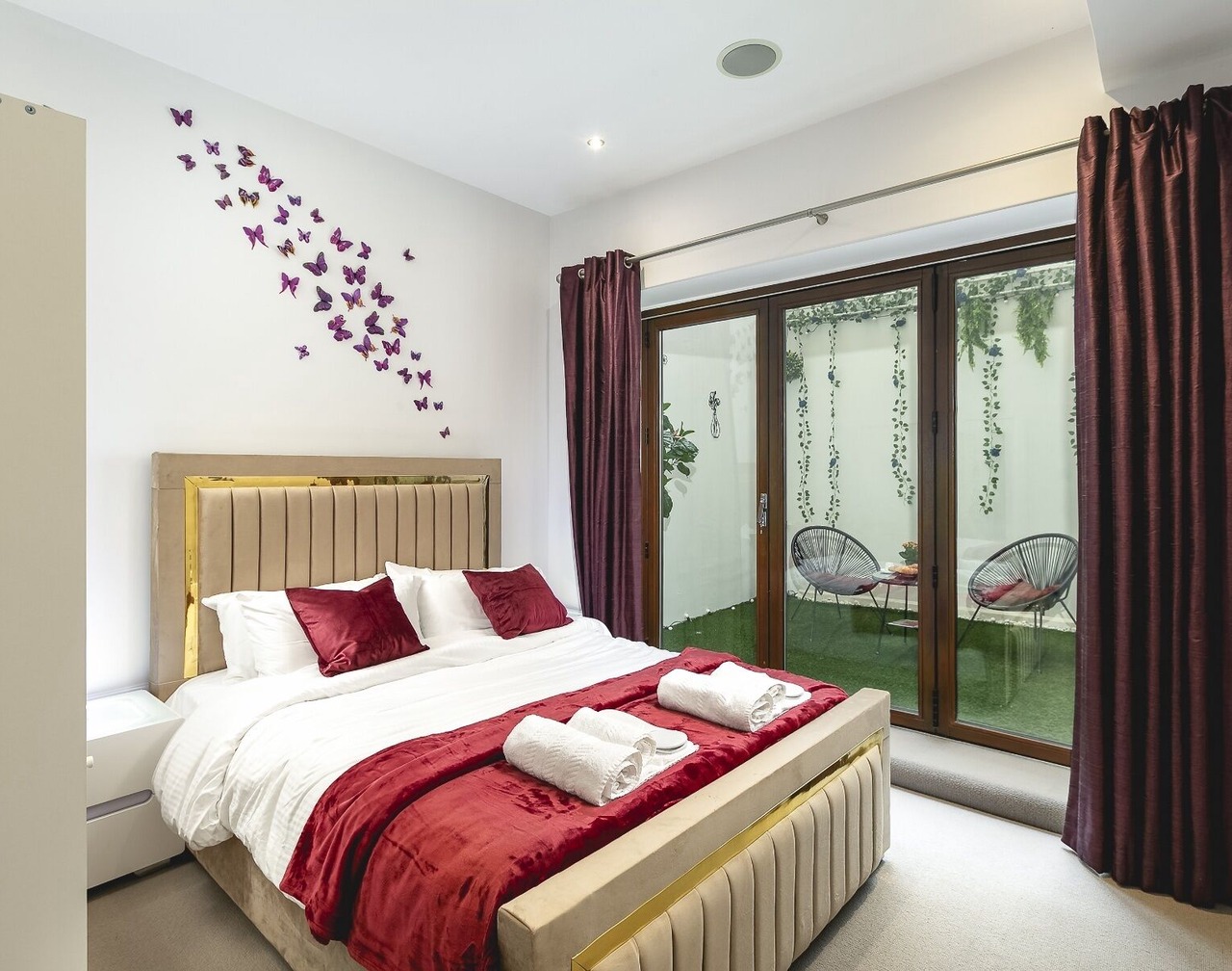 Luxury Chelsea Duplex | 3BR | Sleeps 10 | Near Tube 1
