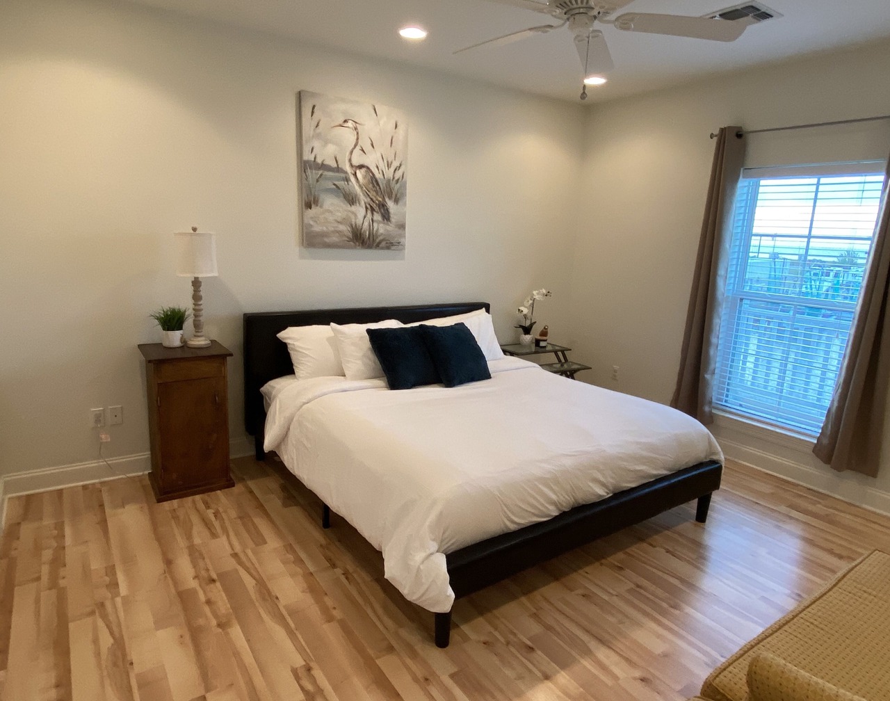 Unwind by the Water - property 35 minutes to the French Quarter 1