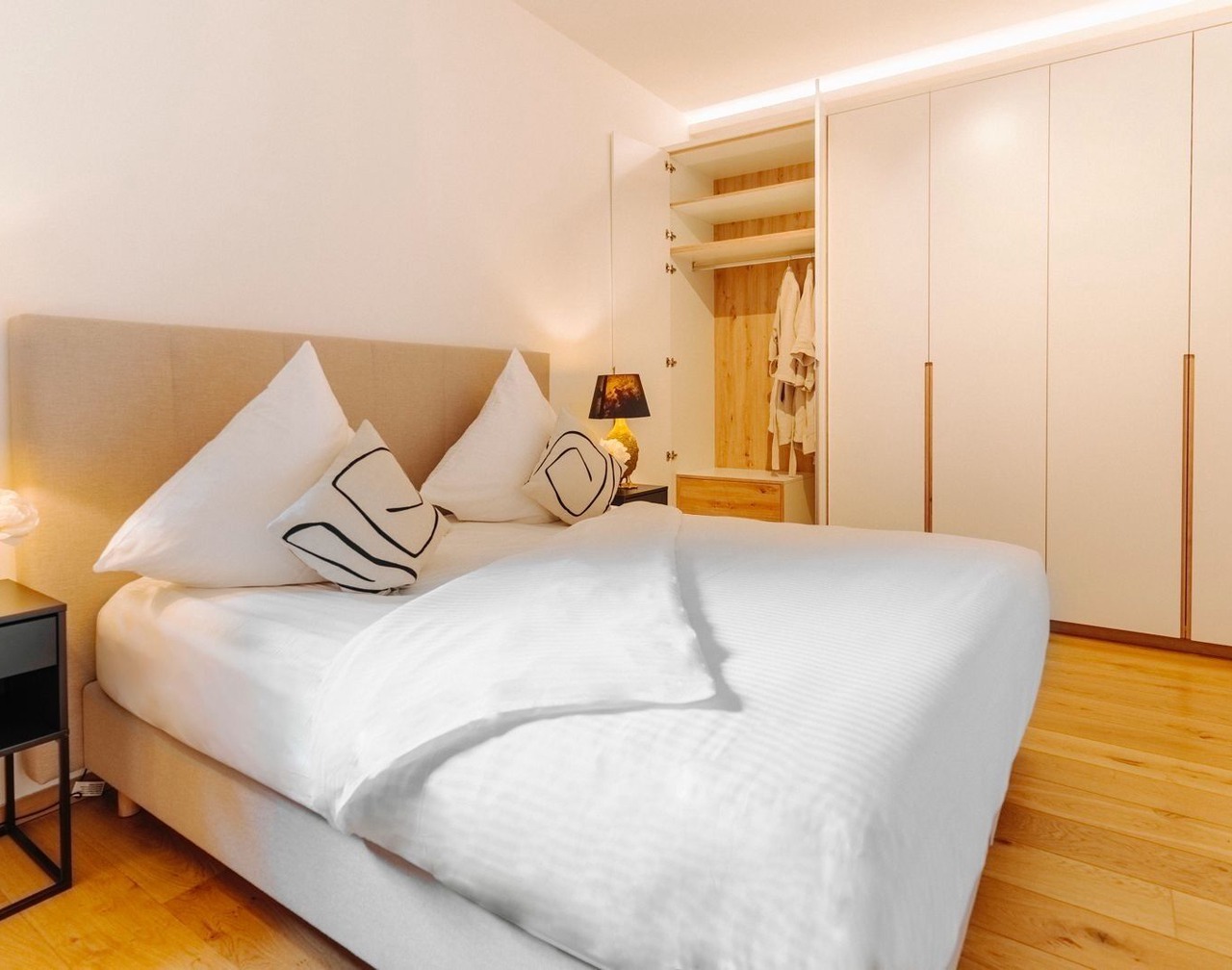 Luxurious loft with large sun terrace and sauna 1