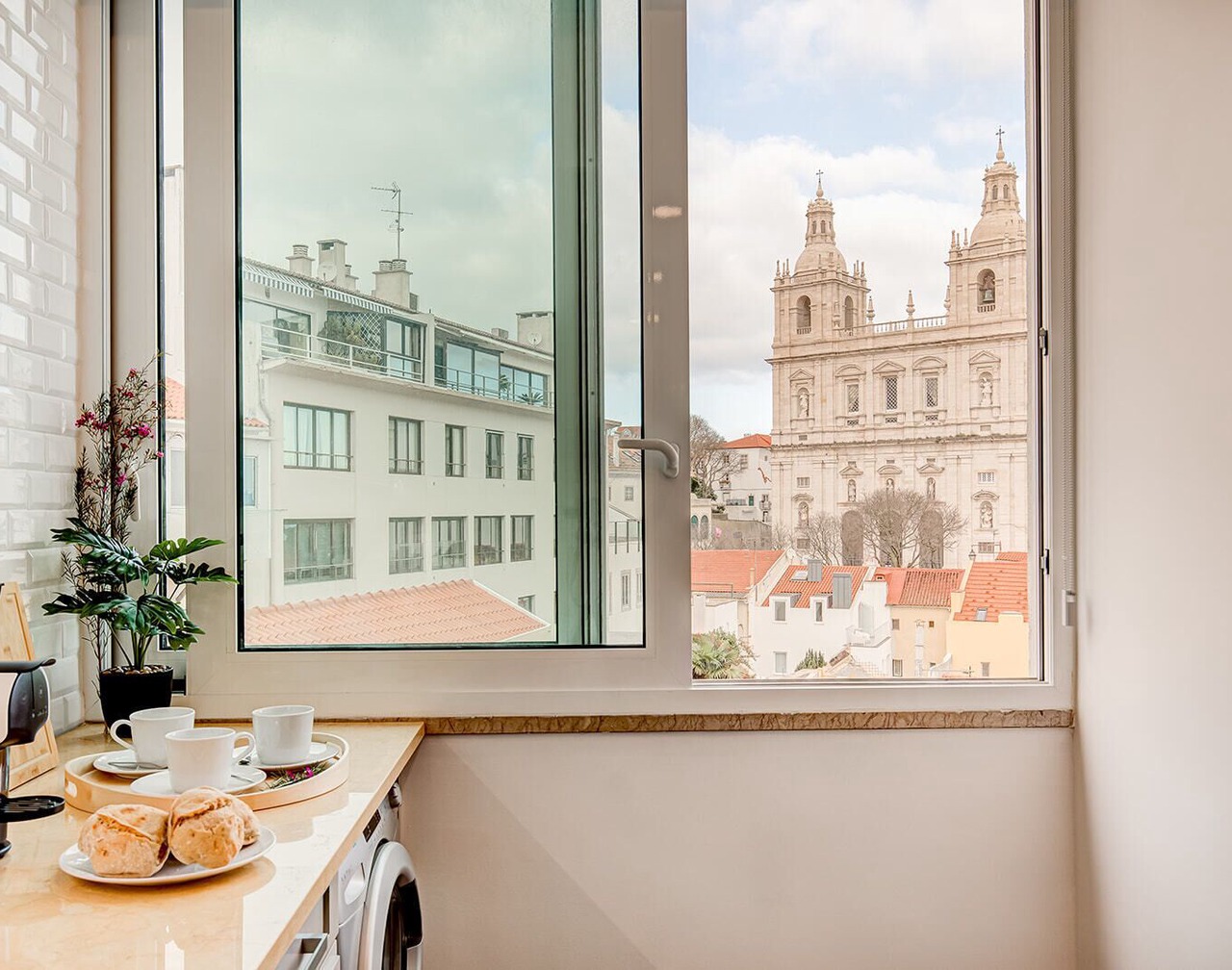 Charming & Cosy Apartment in Alfama 1