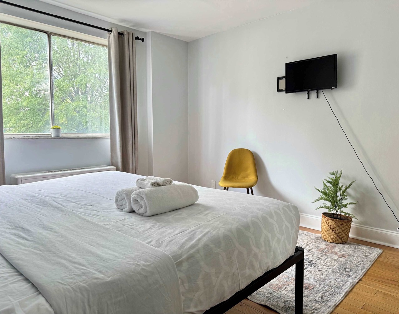 Upgraded 2BR Apartment in Historic ATL 1