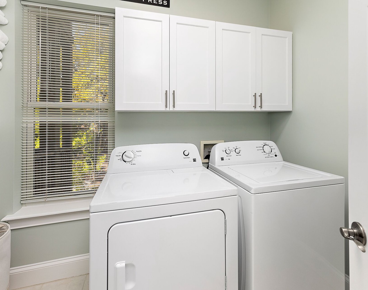Coastal Crush: A spacious townhouse, steps from the King and Prince, and village 1