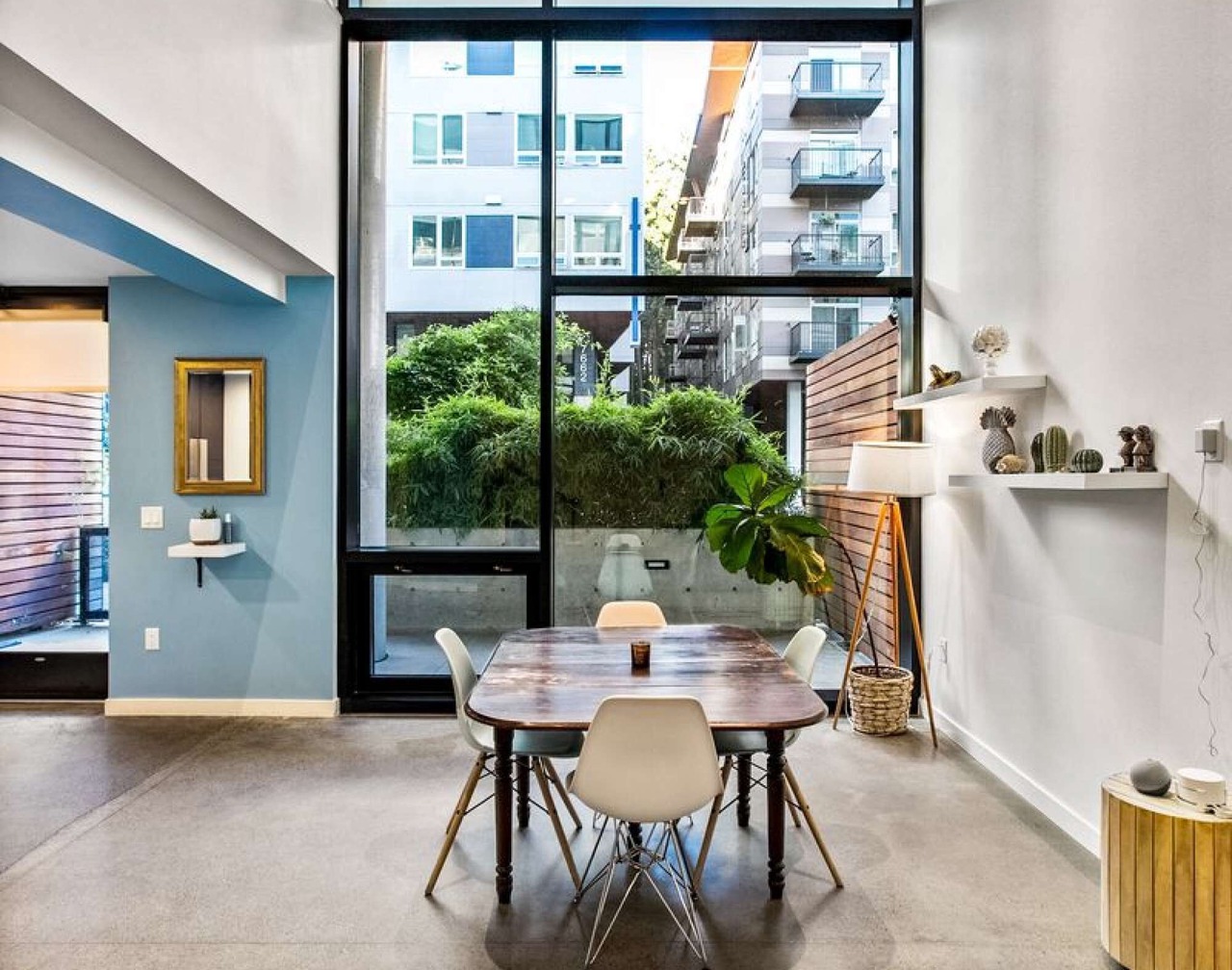 Elegant design meets optimal location amid the natural beauty of Downtown Redmond. 1