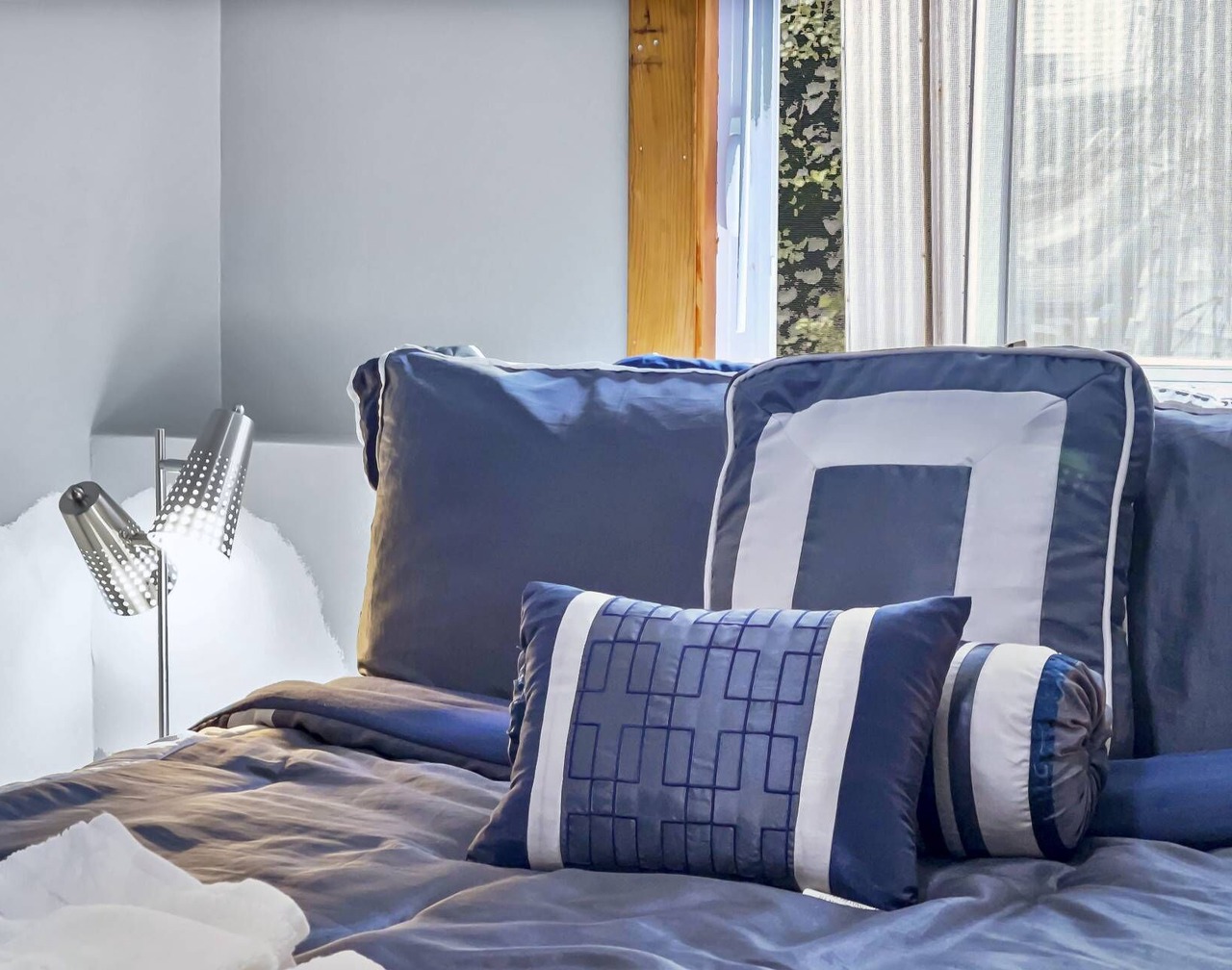 Suite at House of L: Near Boston, Hospitals & Casino – Fast WiFi, Driveway 1