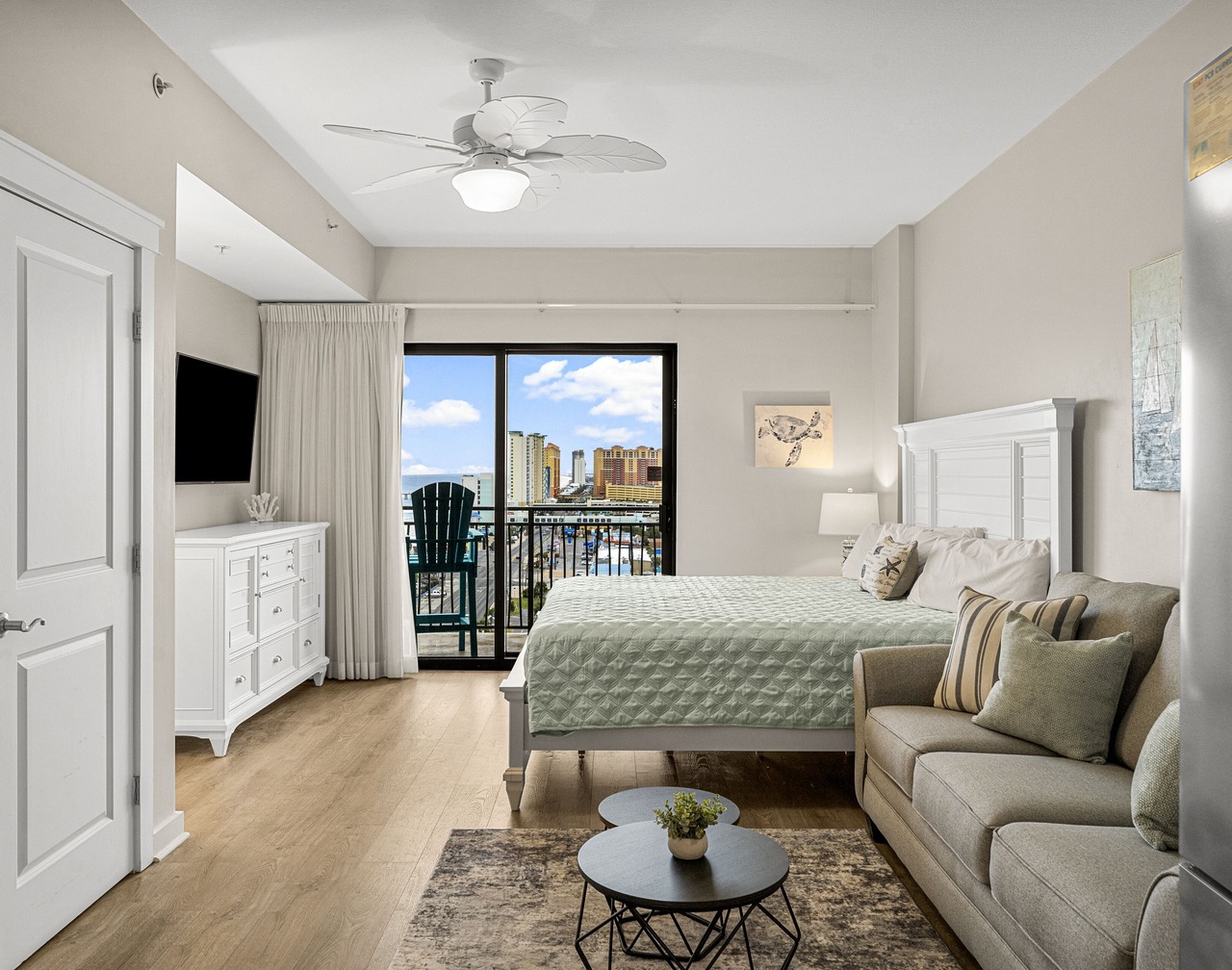 Origin 1305: Sunset-View Studio w/Balcony! Free Fun! 1