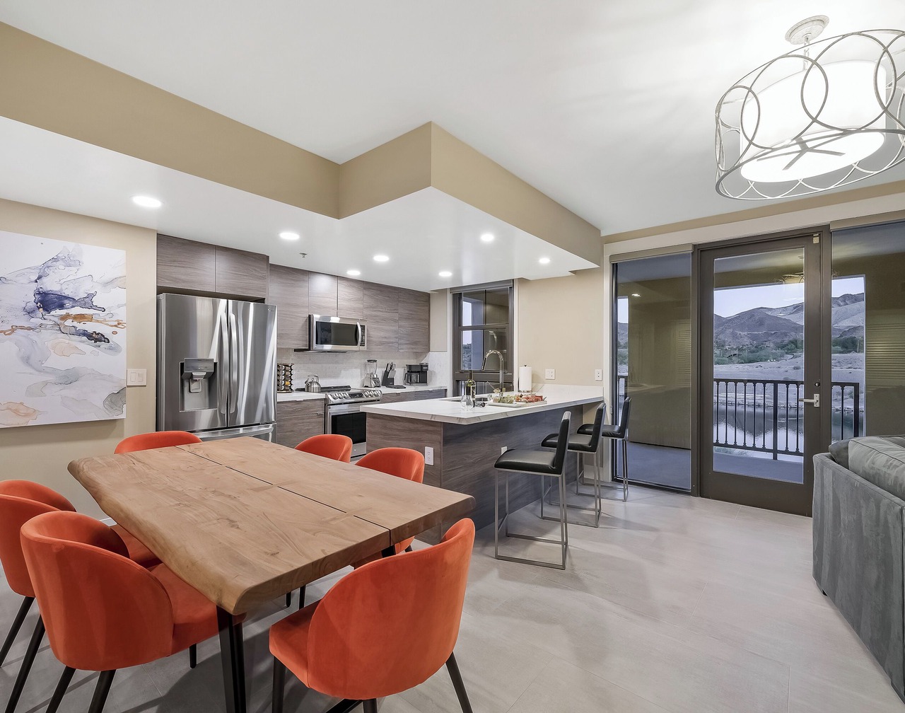 Luxury and Elegance! Panoramic views of Lake 1