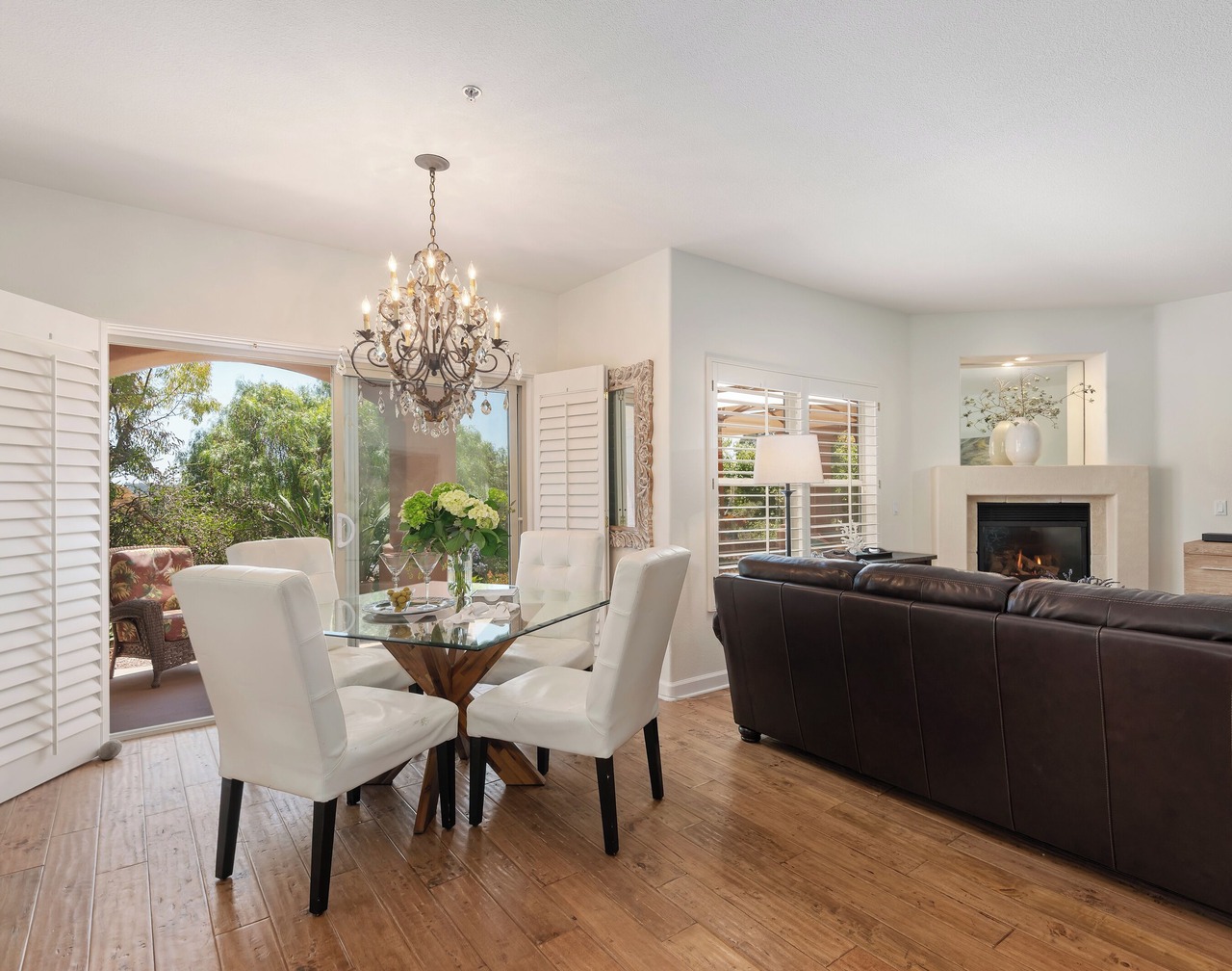 Bright and Charming Condo with Beautiful Terrace 1