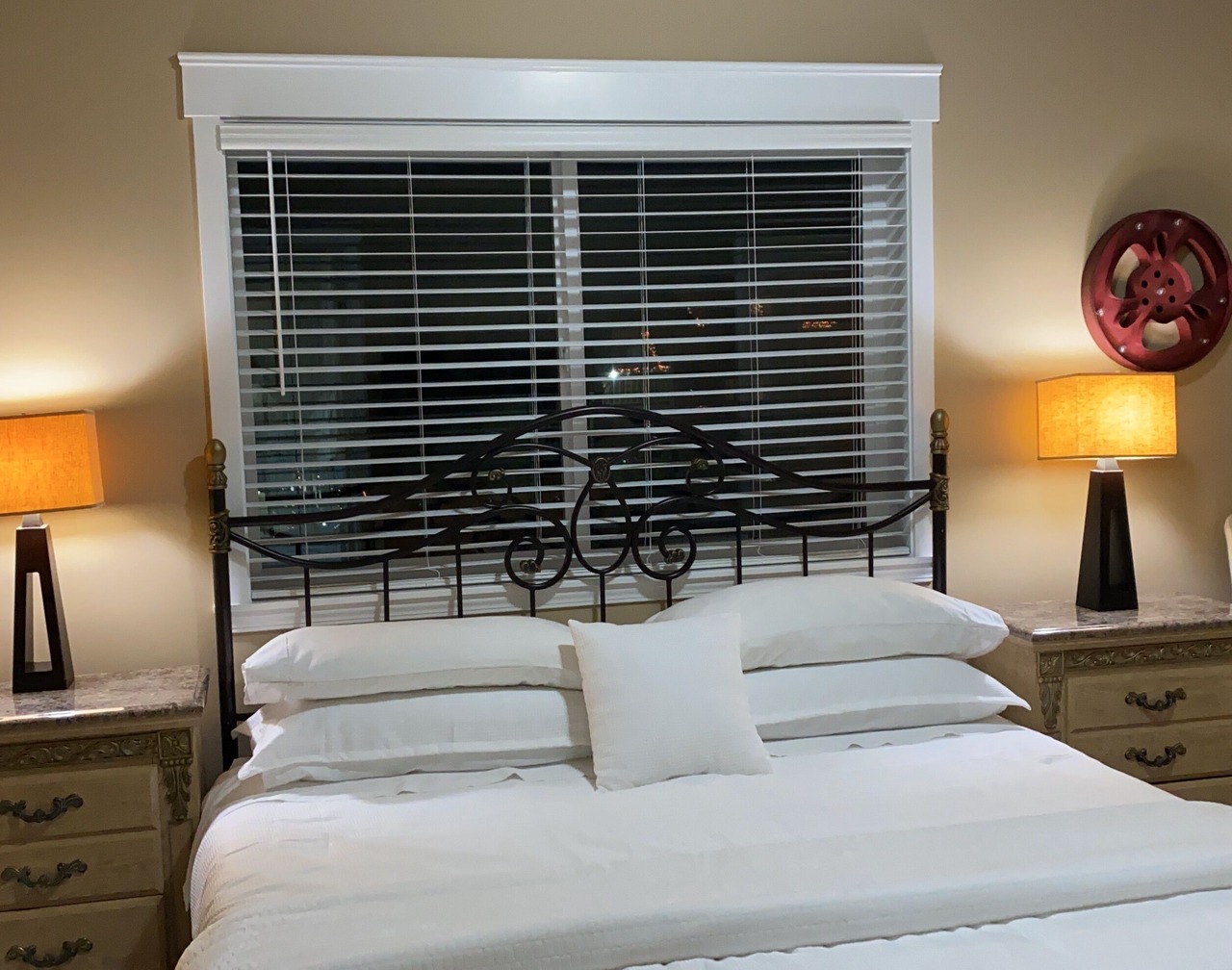 Cozy 3 bedroom Condo on 2nd/Top floor 1