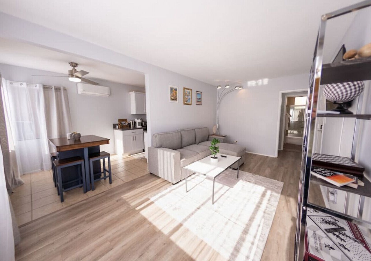 SLEEK 1BR FULLY RENOVATED 2023 in NOHO ARTS DISTRICT p45 1