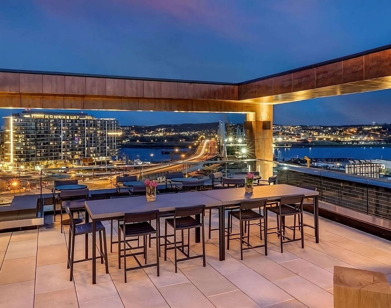 3 Relaxing Units for Groups! Rooftop Lounge, Bar, Minutes to Nationals Park 1