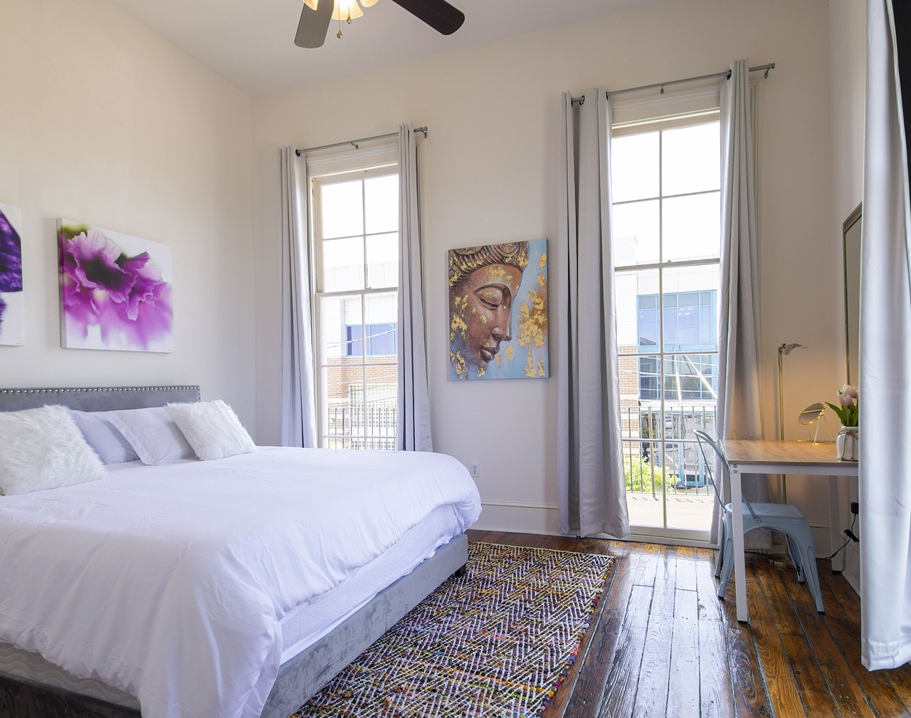 Beautiful 3bedroom house, walk to St. Charles Ave and G. District,. 1