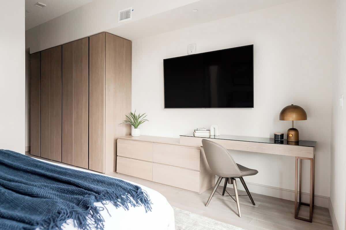Contemporary Condo | Grill + Balcony | Tesoro 1