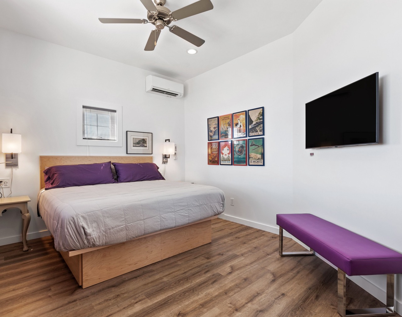 Boutique Hotel Folly Room 2: King Suite with large private balcony in the heart of Folly Beach 1
