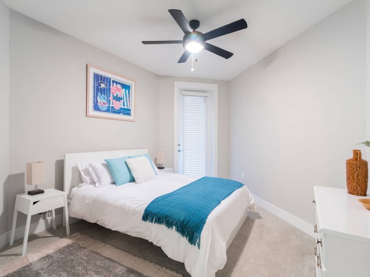 Modern Cozy 1BR ◉ Gym ◉ Balcony ◉ Free Parking 1