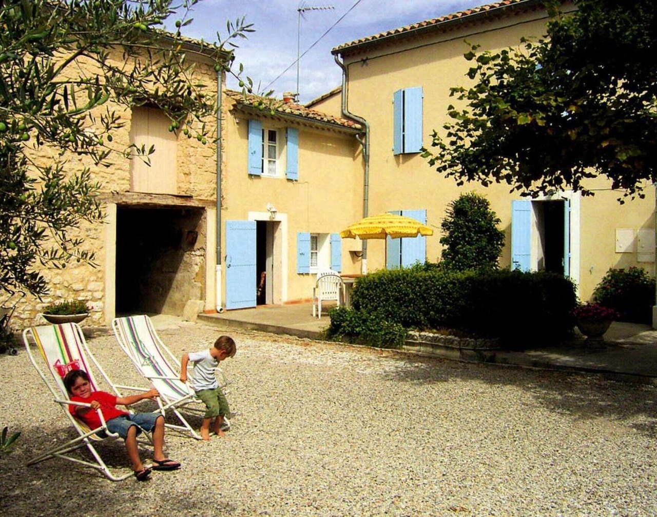 Sunny Provence Home with Terrace 1
