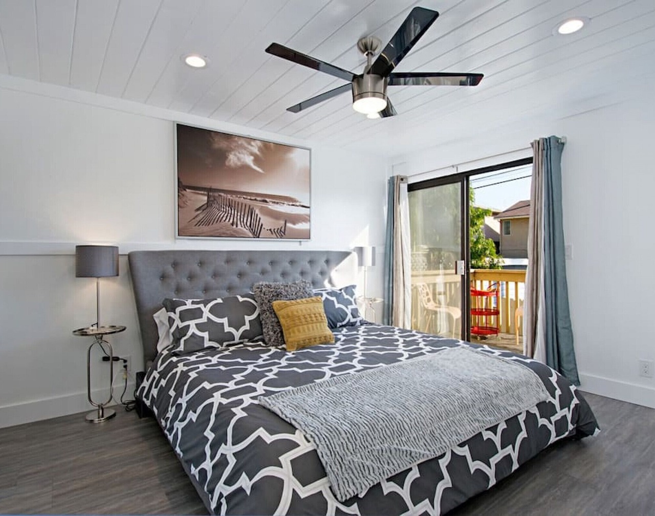 Amber Back · Stunning Beach Townhouse, newly remodeled 1