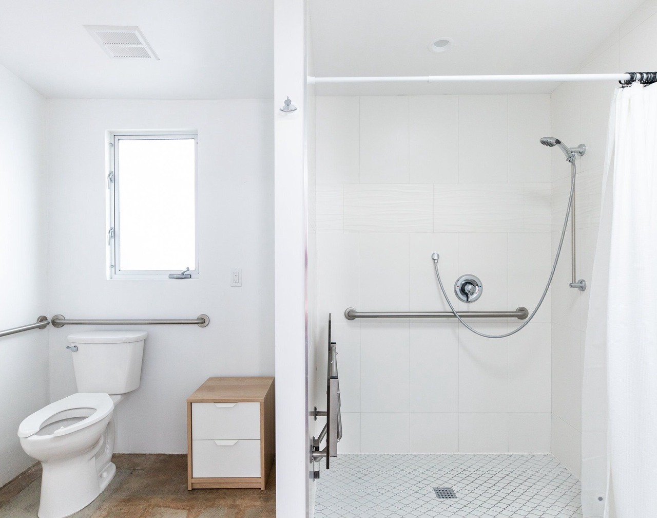 Communal Pool + Hot Tub | Dining + Spas + Joshua Tree | The Wesley by AvantStay 1