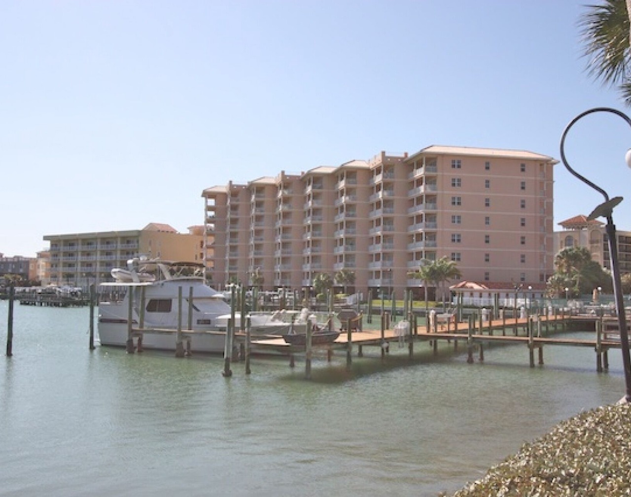 Pets Allowed! Waterfront! Walk to Beach! Pool, Hot Tub, FREE Activities! ~ 603 Harborview Grande 1