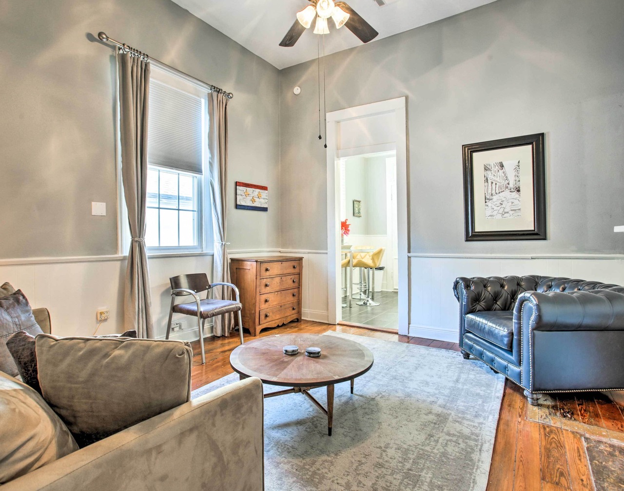Uptown NOLA Apt on Magazine Street w/Backyard! 1