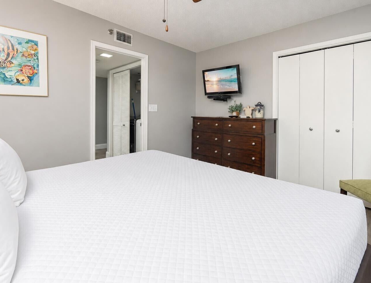 6th Floor Phoenix 4 ~ Three bedroom 1