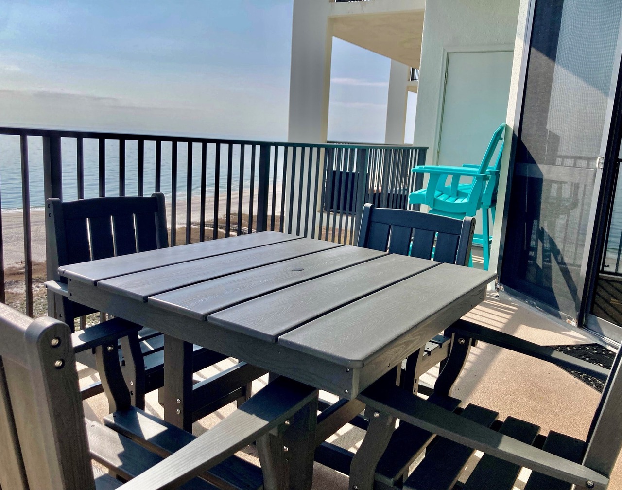 BEAUTIFULLY RENOVATED Condo on the 14th Floor with Fabulous Gulf-Front Views! 1