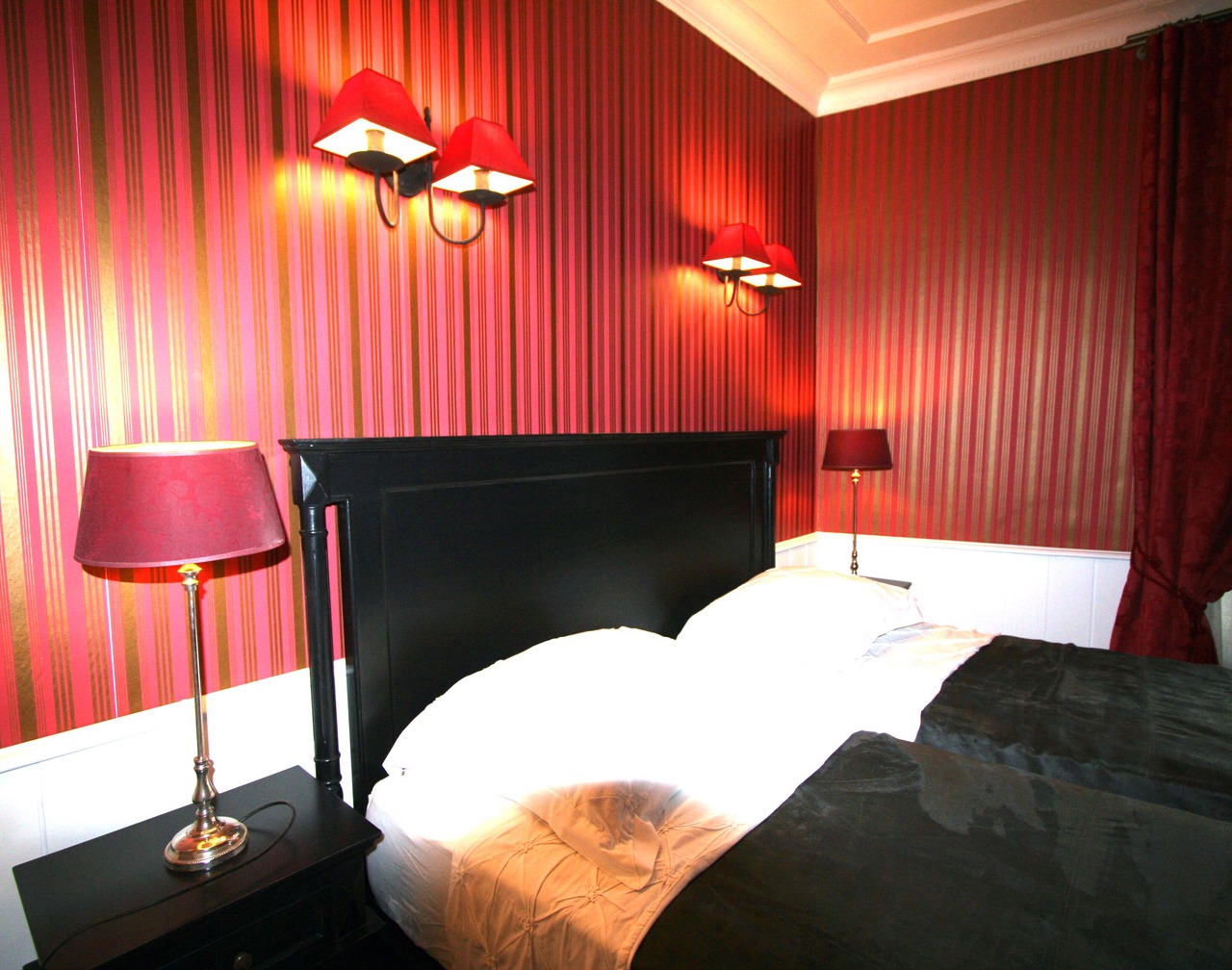 LE MARAIS NOTRE DAME - Beautiful Two Bedrooms 1