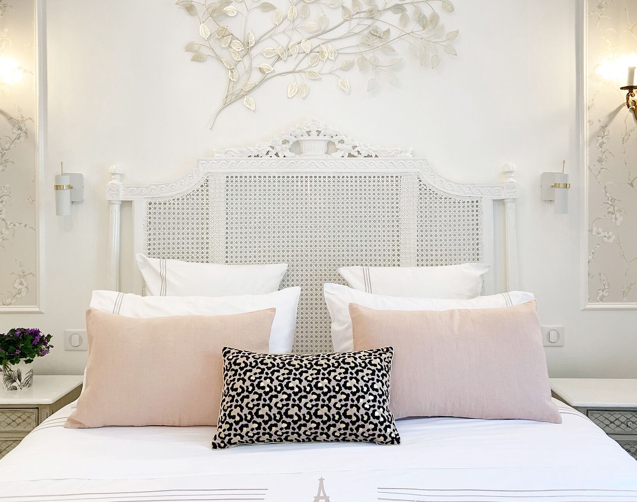 Gorgeous Light-Filled 2 Bedroom in the Sought-After Left Bank 1