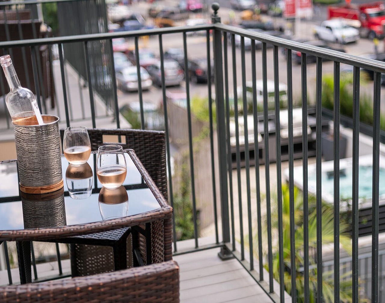 The Natchez Near FQ - Private Balcony! Heated Pool in Courtyard, Family Friendly 1