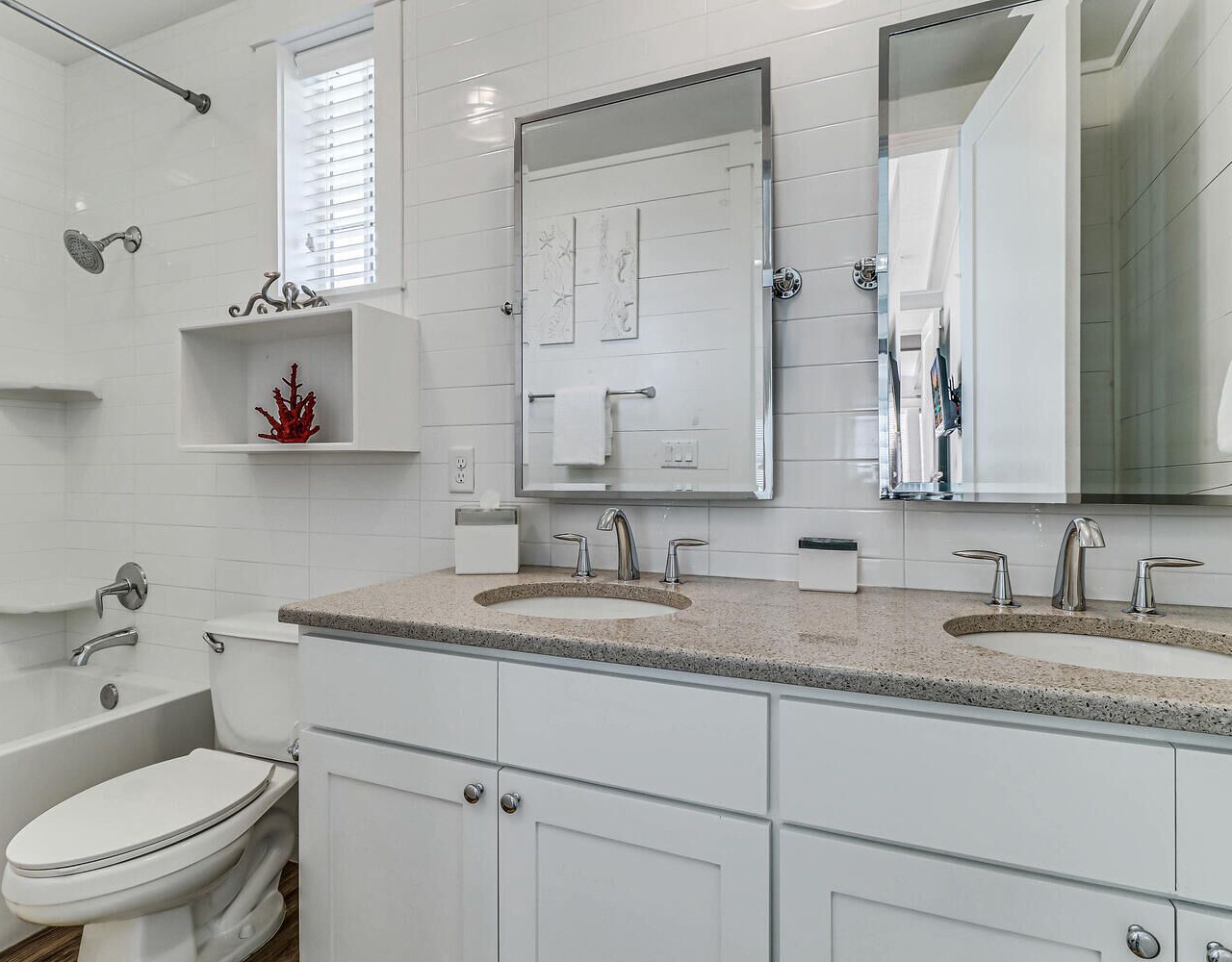Luxe Condo@Cinnamon Shore w/Gulf Peeks & Access to Countless Amenties! 1