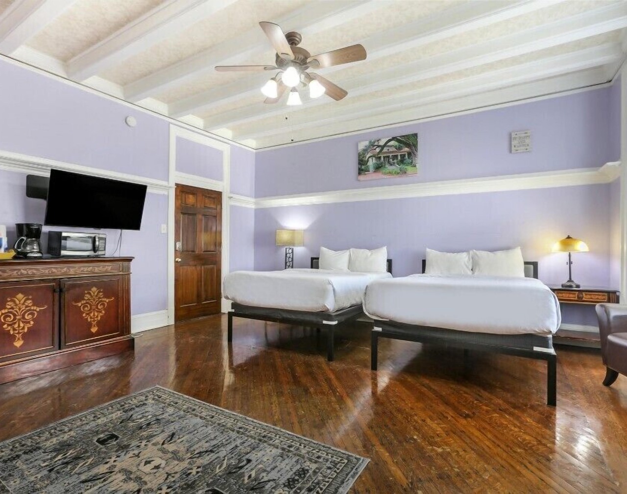 Stylish Studio | Close to NOLA Hotspots 1