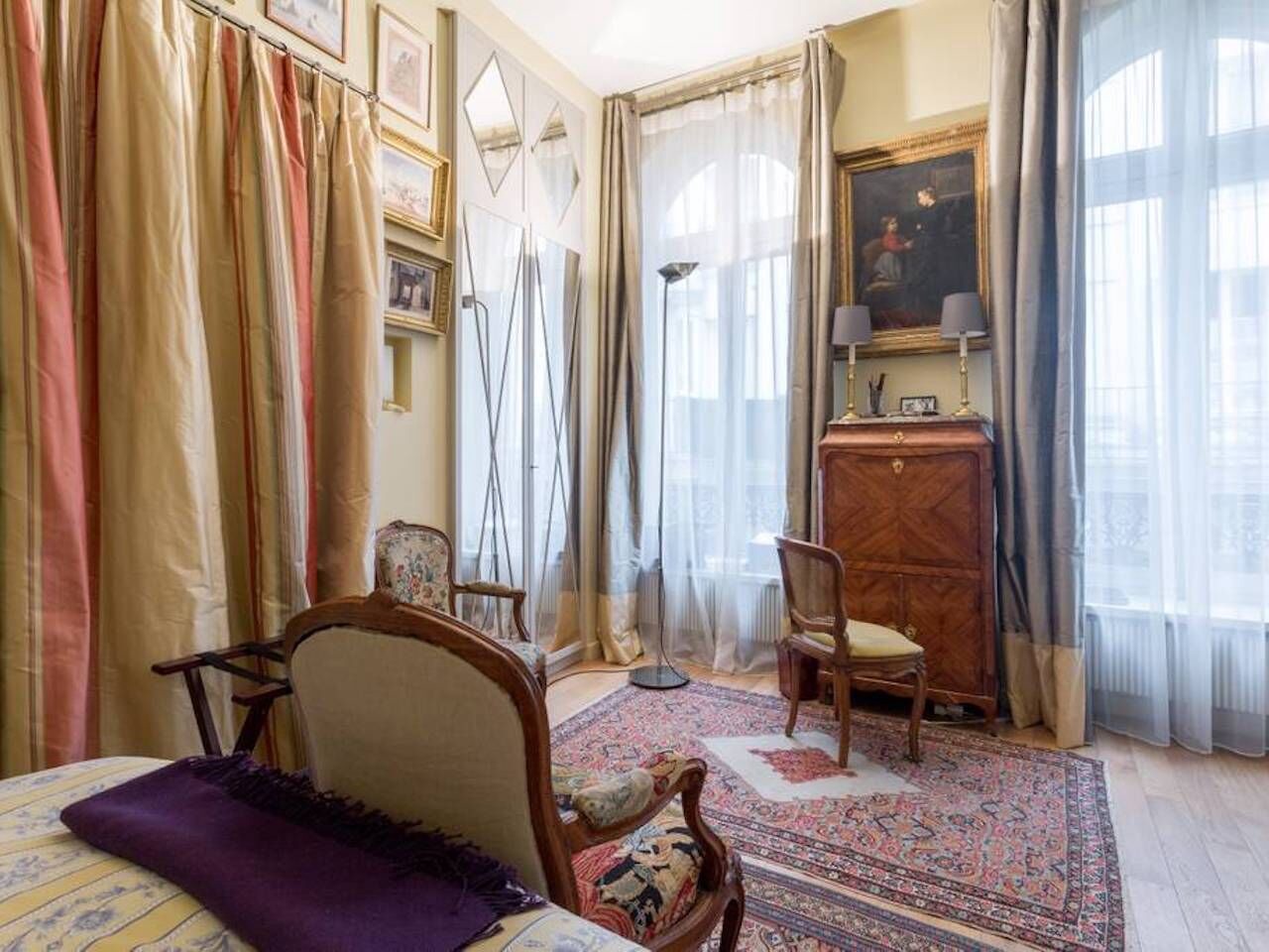 Luxury 2BR Louvre Apartment AC Elevator Heart of Paris 1st Arr. 1