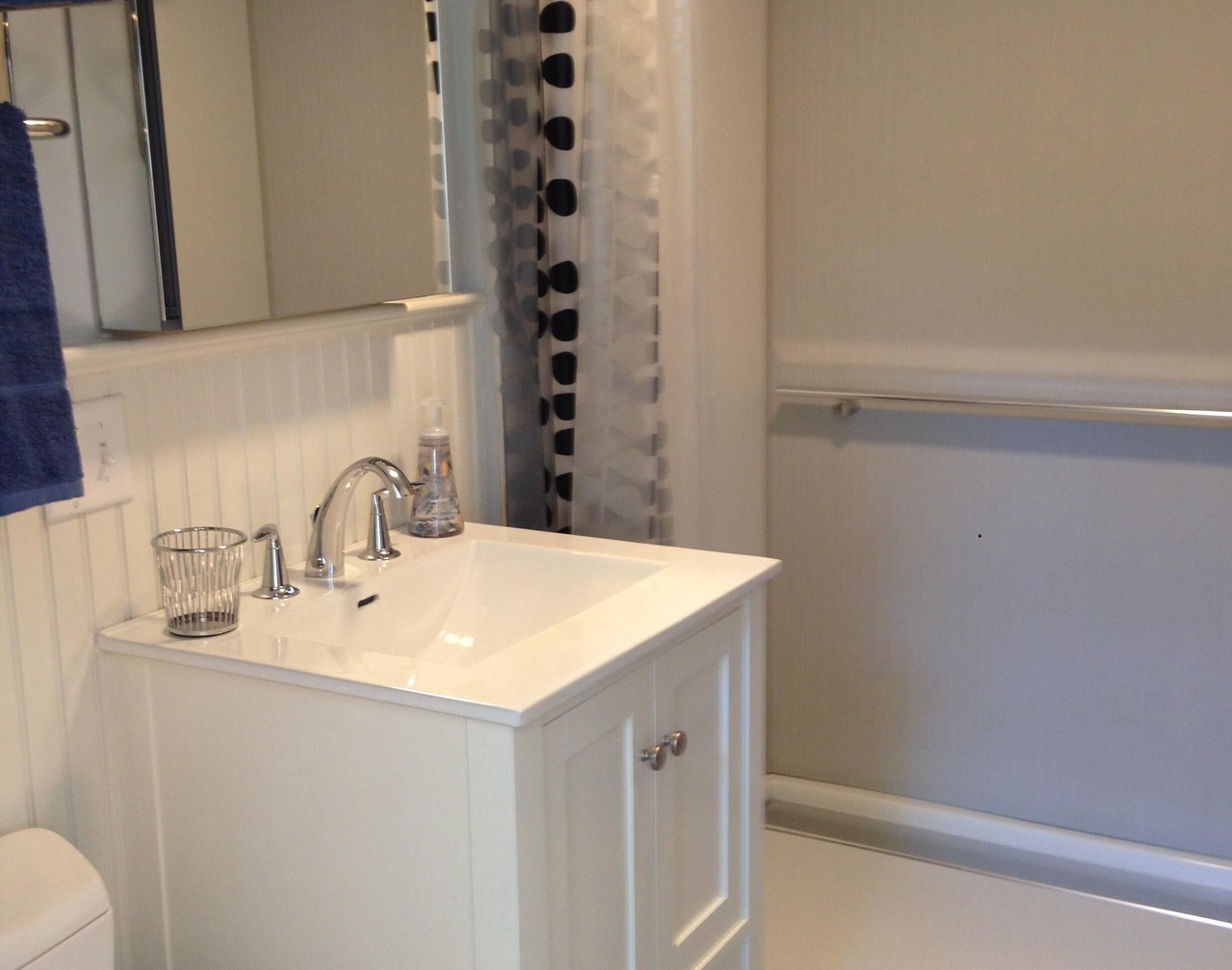 Modern Provincetown 2 Bedroom in Quiet West End Neighborhood 1