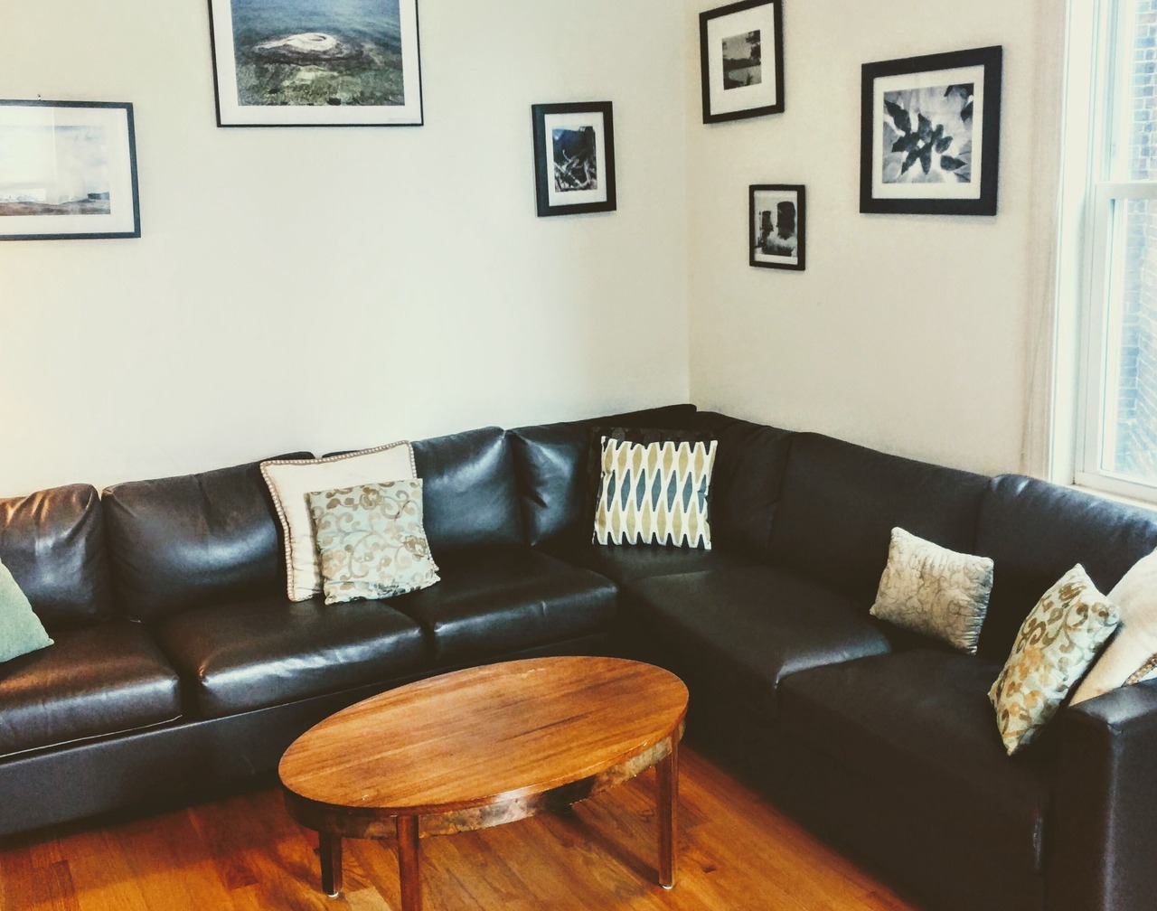 2 bedrooms with air-conditioning, parking, laundry, WiFi near Sam Adams & subway 1