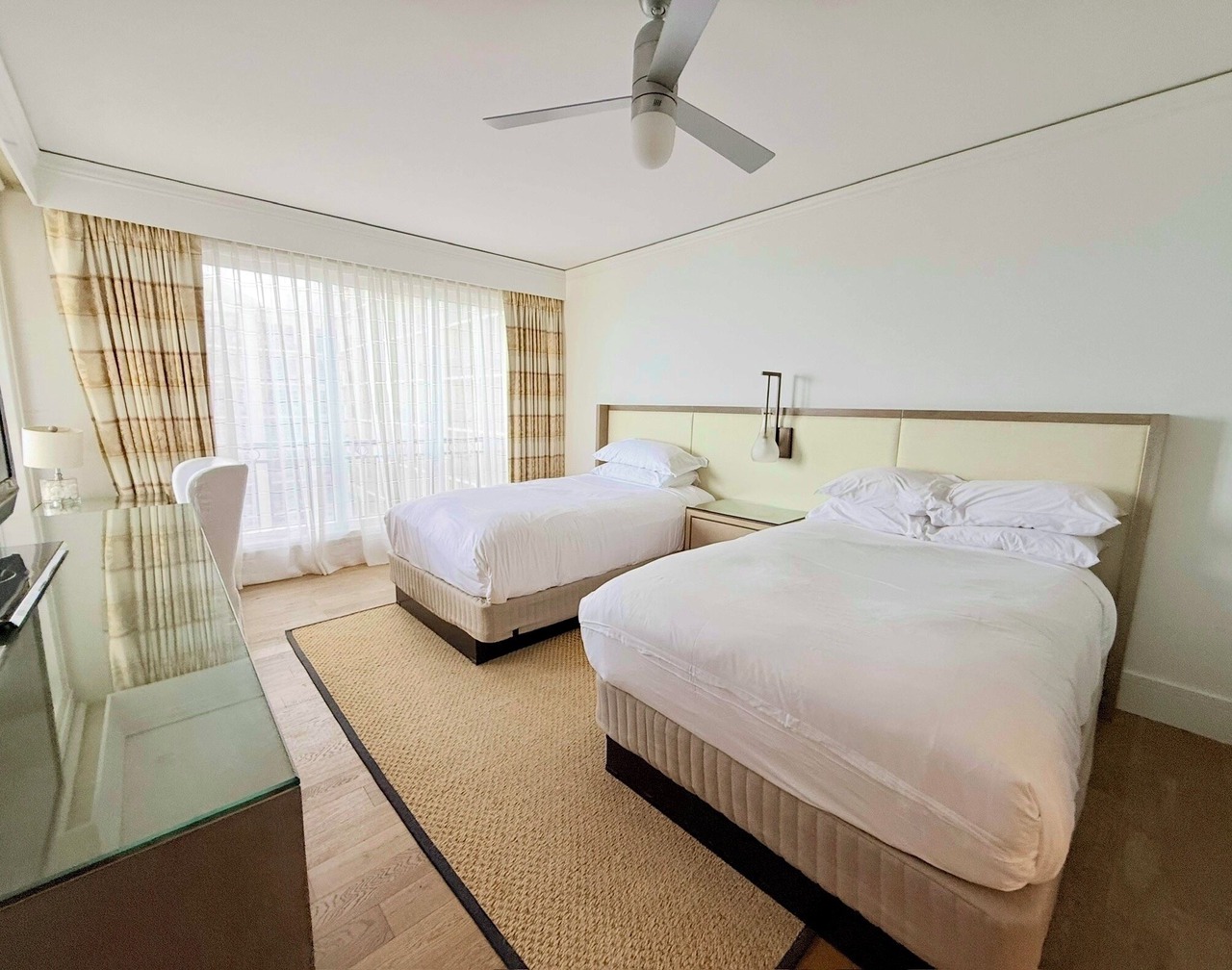 1 Bdrm Ocean view Res. Suite w balcony, located at The Ritz, in Key Biscayne 1
