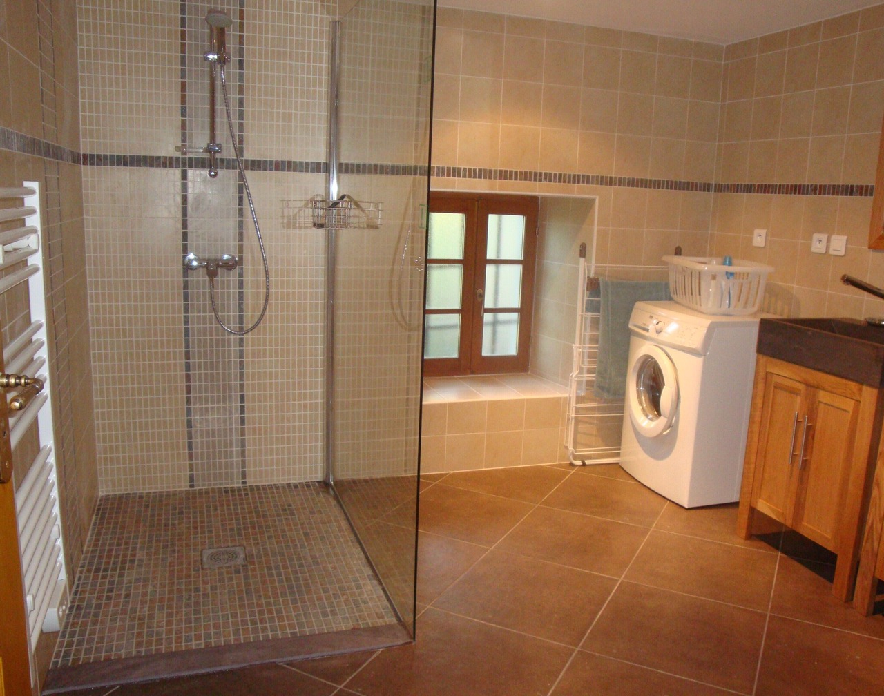 Cosy Country House in quiet Savoy village near Lake Annecy. 1