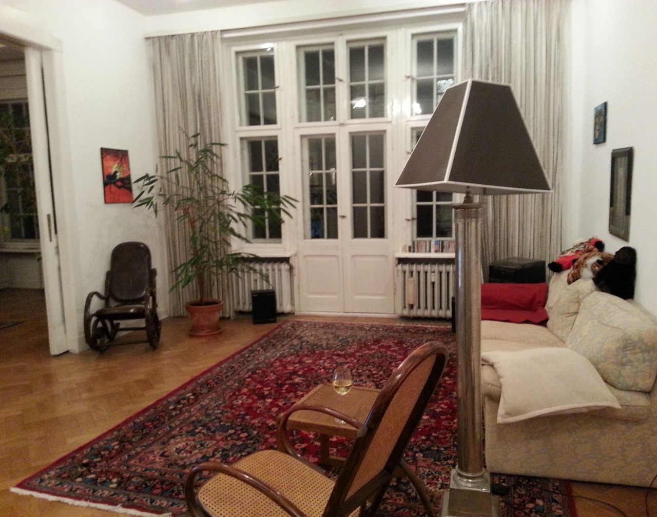 Kudamm Close Modernized High Ceiling quiet but central 1
