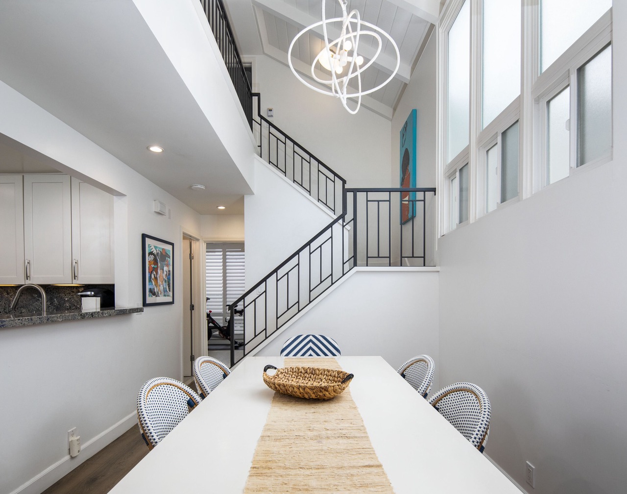 Steps to the Beach, Park, Shops & Restaurants At 18th St DEL MAR BEACH COLONY 1