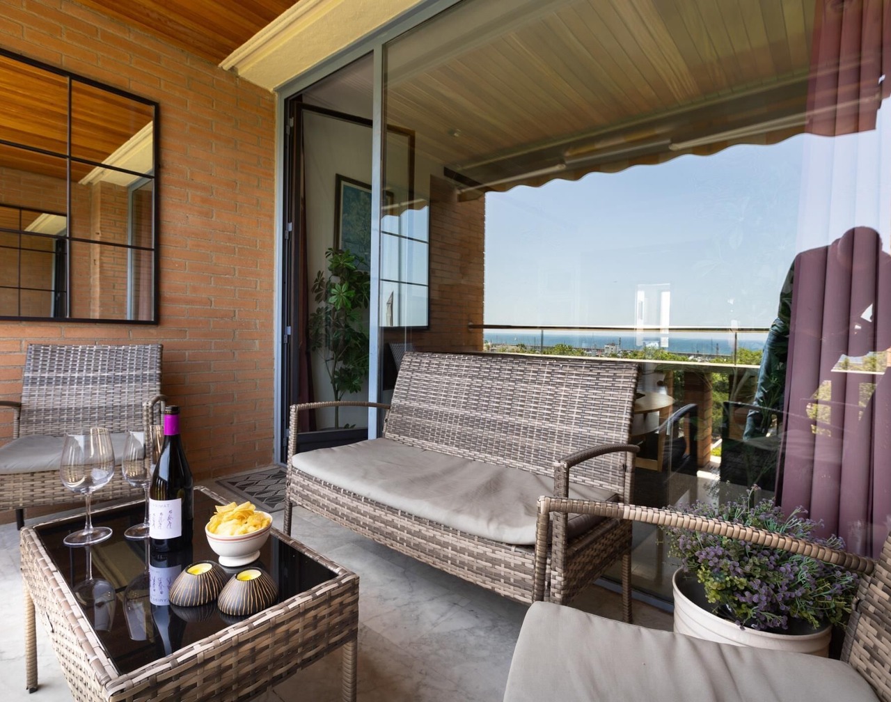 APARTMENT SEA VIEWS IN BARCELONA 1