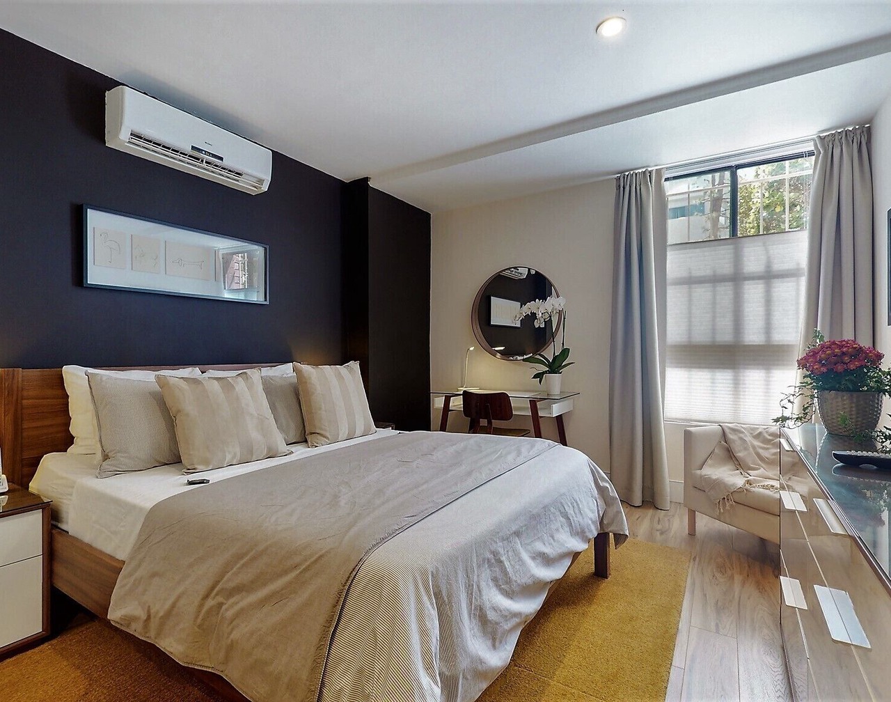 Centrally Located Modern Luxury, Walking Distance to UCLA, Westwood 1