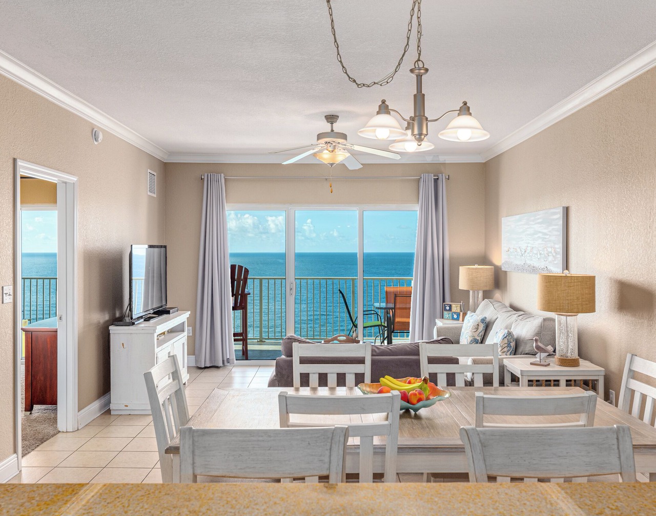 Gorgeous Unit! Direct Ocean View. Updated Unit! 1