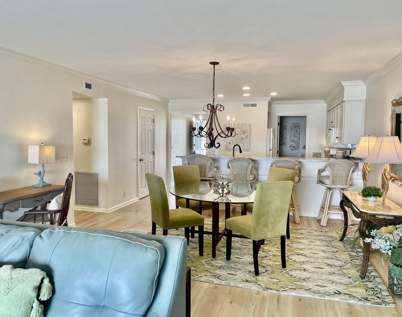 Oceanside, Top & Center at Pier Pointe-10% off most of yr for 7 or more nights 1