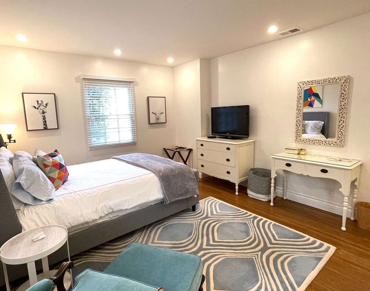 Preferred Listing! Serene, Cozy, Immaculately renovated 2 bedroom home. 1