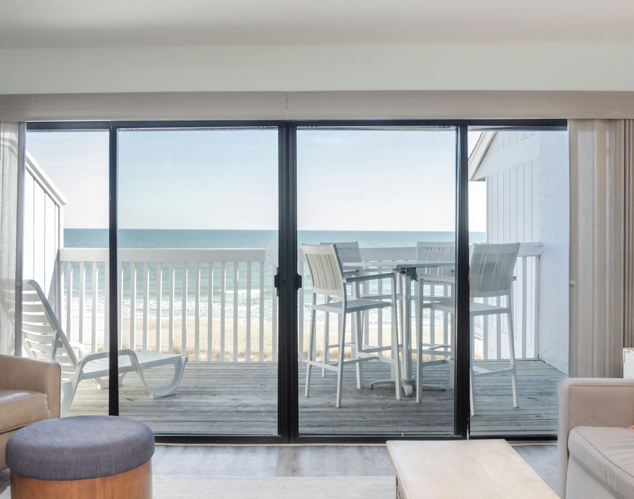 4 Bedroom Upscale Duplex with a Pool 1