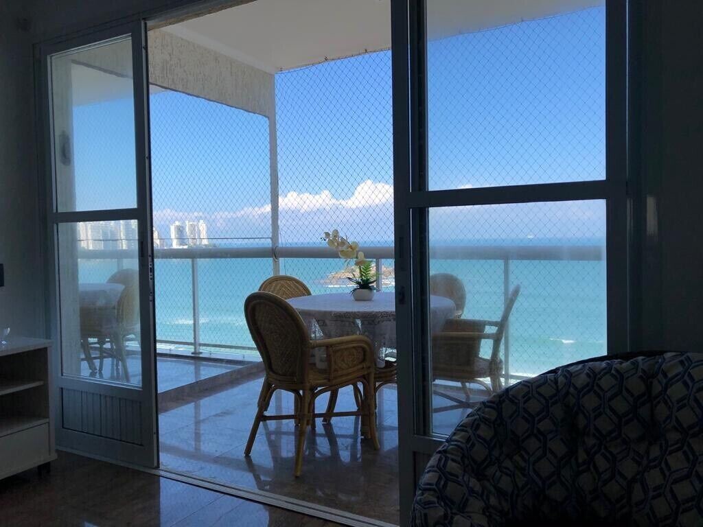 High Standard Apartment FULL FRONT TO THE SEA. 1