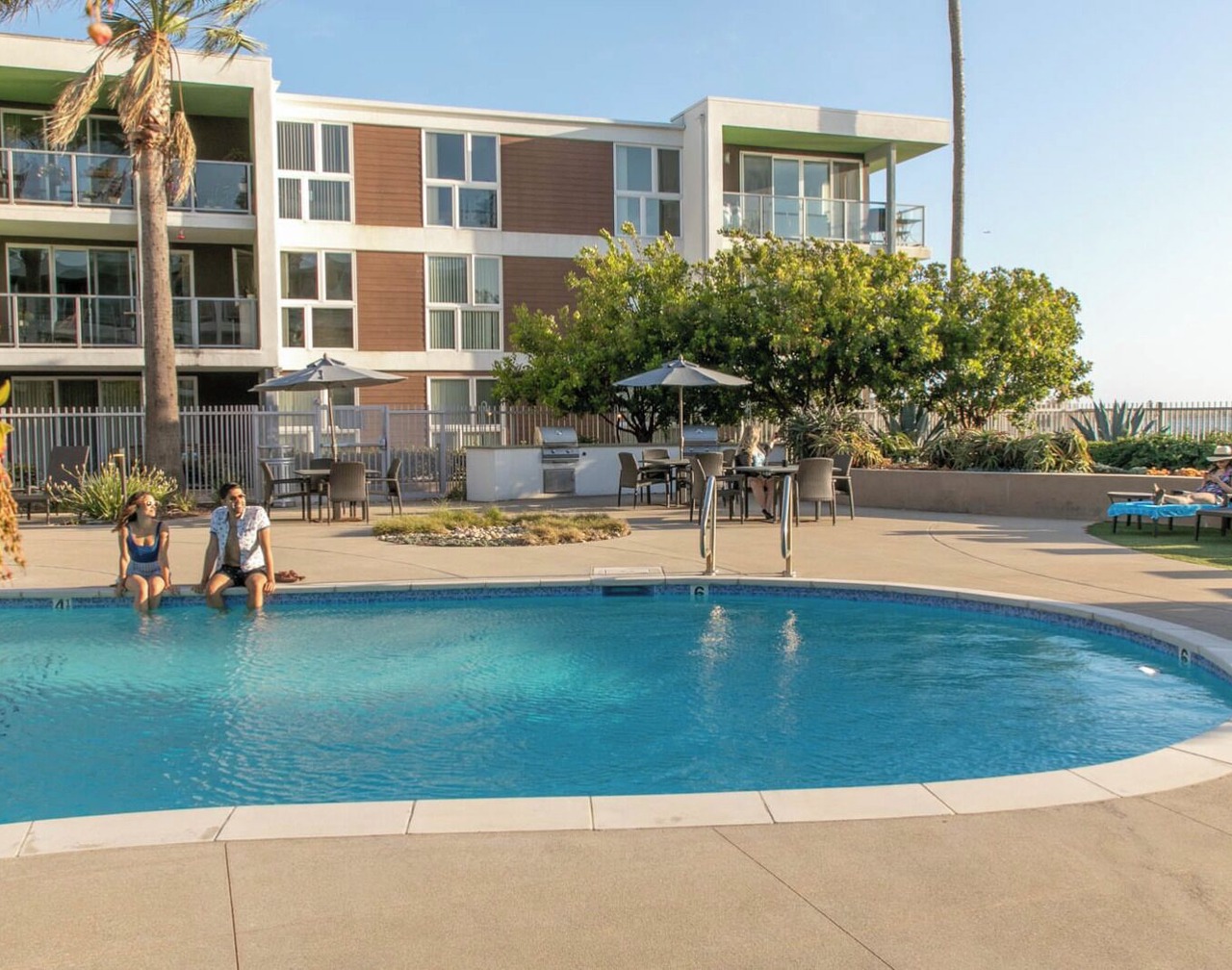 Oceanfront Serenity - 2BR Marina del Rey Luxury Suite PKG & Pool 1