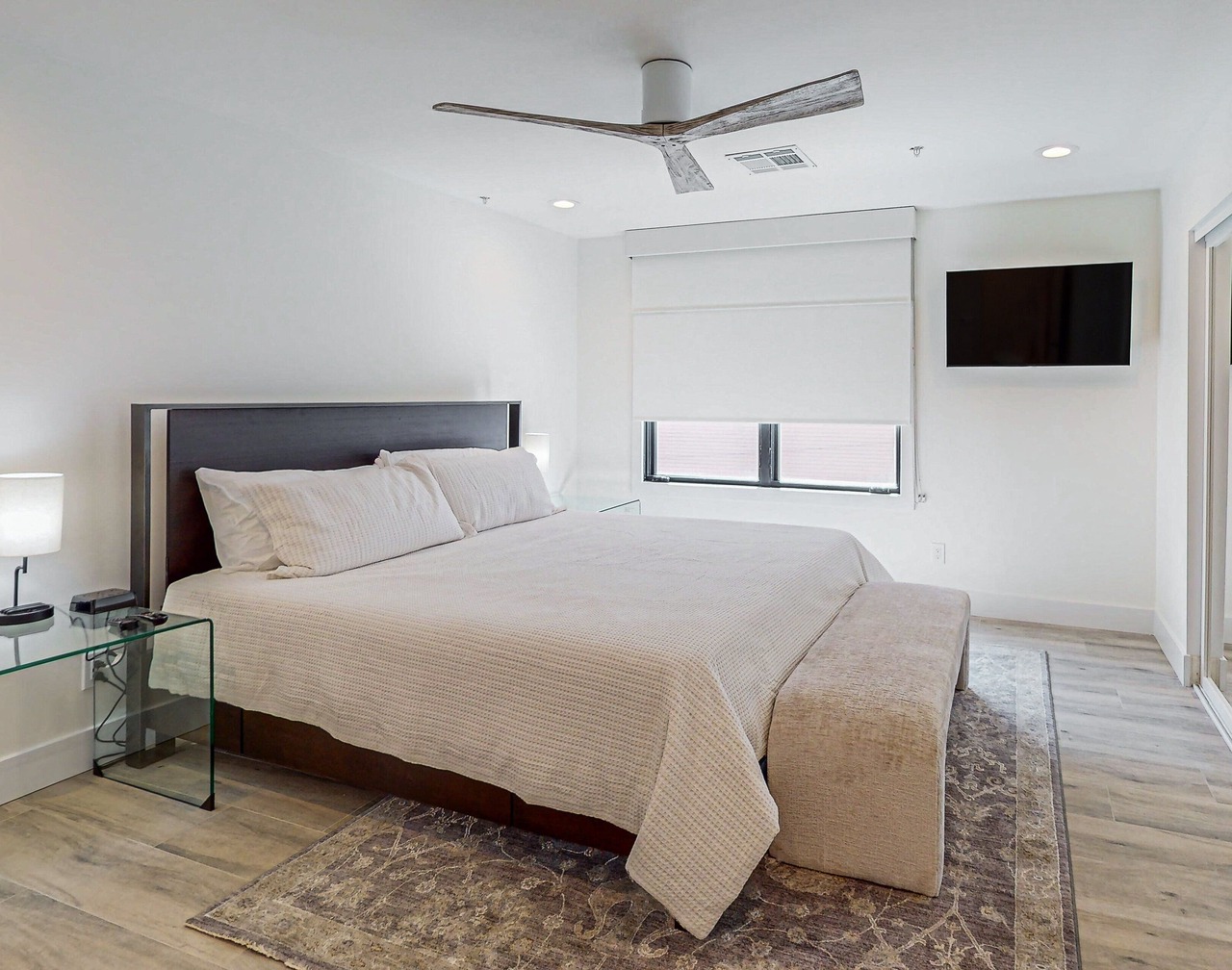 Indulge in Luxury and Comfort in Scottsdale, AZ where cozy meets chic 1