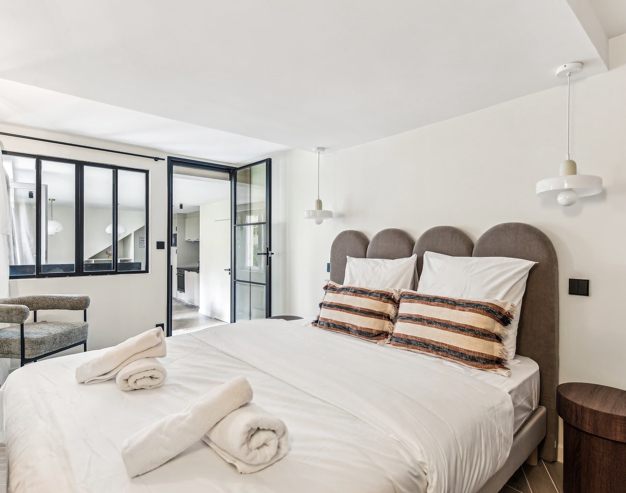 Elegant flat for 6P- Auteuil - 16th arrondissement 1
