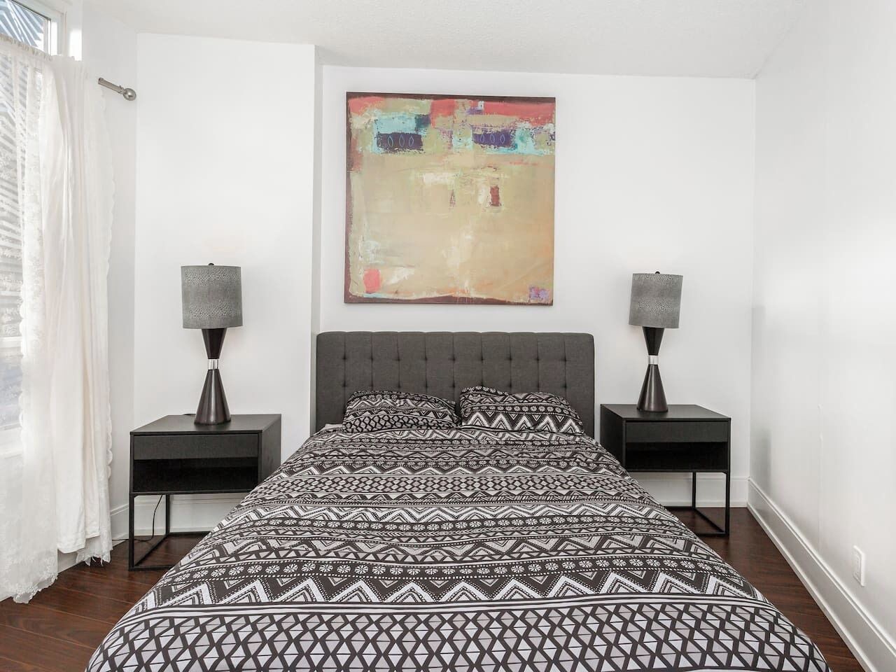 Luxurious 2BR/2BATH Condo- Steps from Square One 1