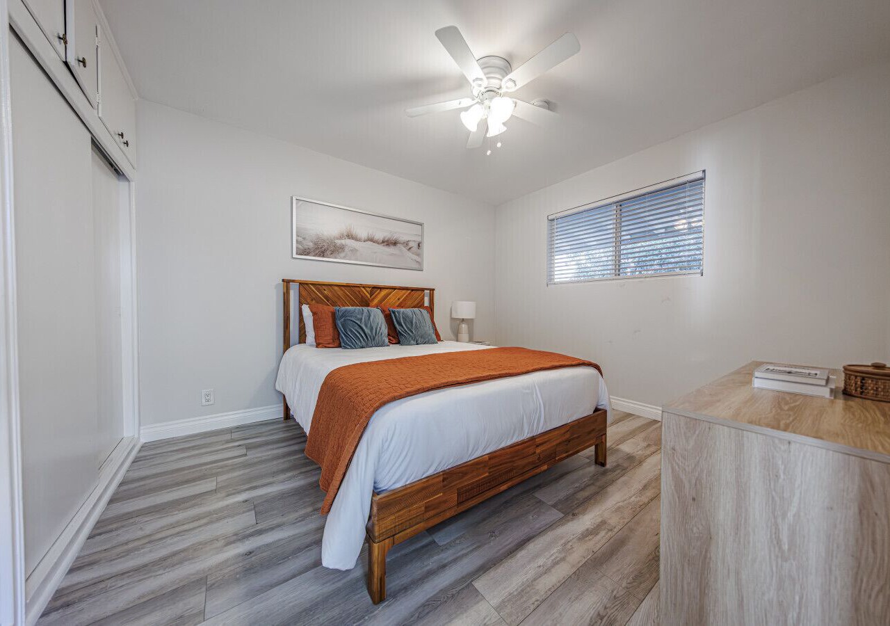 Spacious 2-Bedroom Apt in Beverly Hills Residential Area 1
